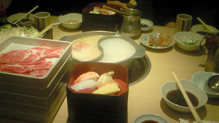 201112251956000
