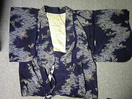 リメイク予定の祖母の和服