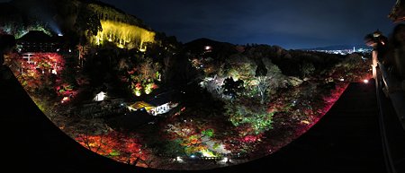 パノラマ写真　清水寺ライトアップ 清水の舞台よりの眺望(1) 195°
