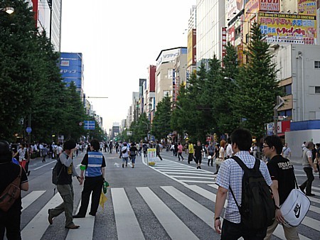 歩行者天国再開