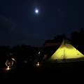 峰山高原で月夜のキャンプ